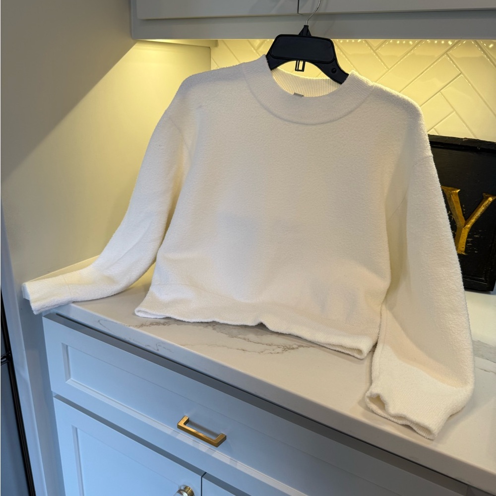 Vince Cream Textured Crewneck